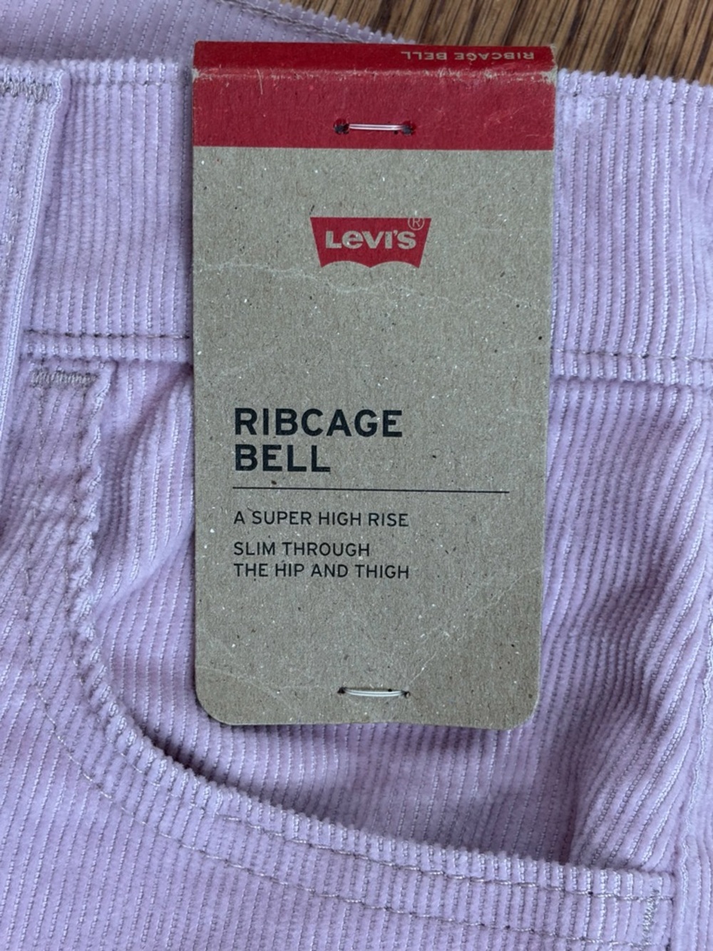 NWT Levi's Ribcage Bell Raw Hem Super High-Rise - Picture 8 of 14